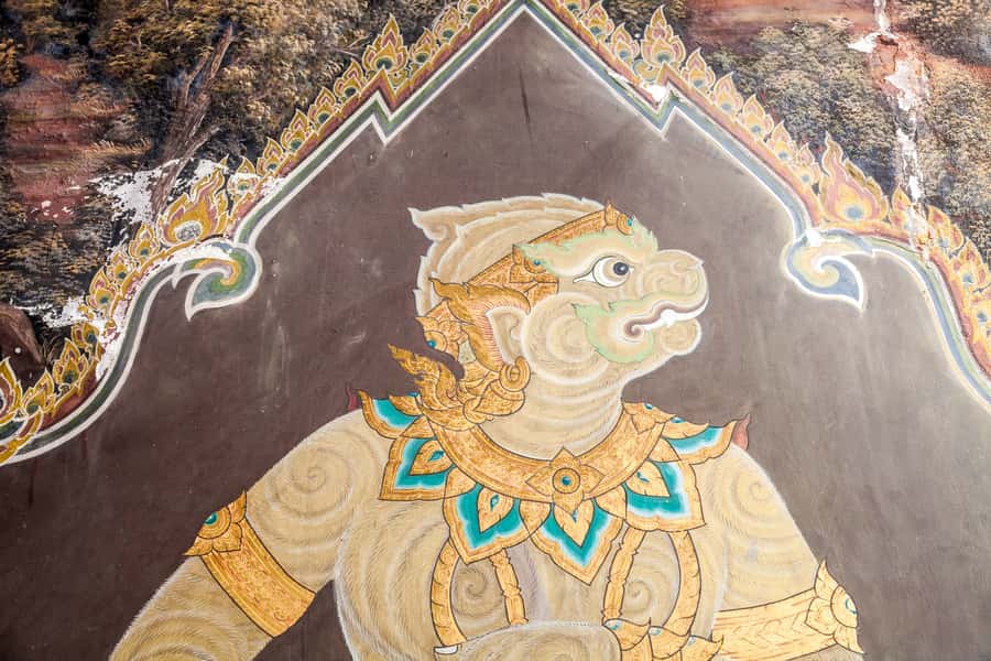 Bangkok: City Highlights Temple and Market Walking Tour - The guide makes the difference