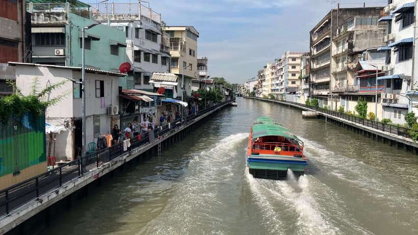 Bangkok Classic Discovery - Wat Saket and the city’s changing rhythm