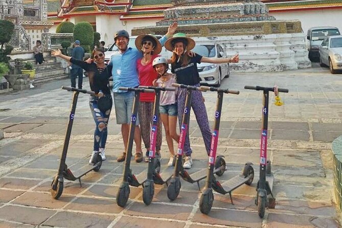 Bangkok Classic E-Scooter &/or Bike Trip - Bridges, Wat Prayurawongsawat, and Santa Cruz