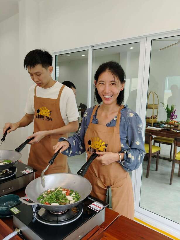 Bangkok: Cooking Class + Tuk Tuk Ride + Market Tour - Practical details for a smooth afternoon