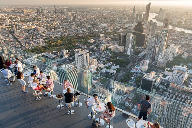 Bangkok Damnoen Saduak, Train Market, Mahanakhon Skywalk - Should you book it?