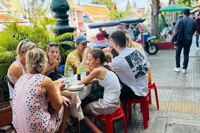 Bangkok Day Tour: Food, Temple & Tuk-Tuk - Why a tuk-tuk is a smart way to see central Bangkok