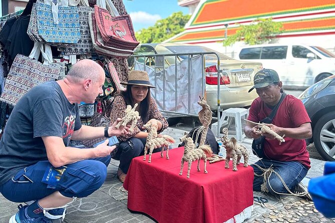 Bangkok Day Tour: Food, Temple & Tuk-Tuk - Starting with Bangkok’s flower market