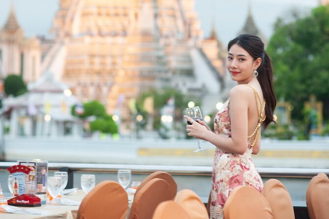 Bangkok Dinner Cruise on the Chao Phraya River - What dinner is really like on board