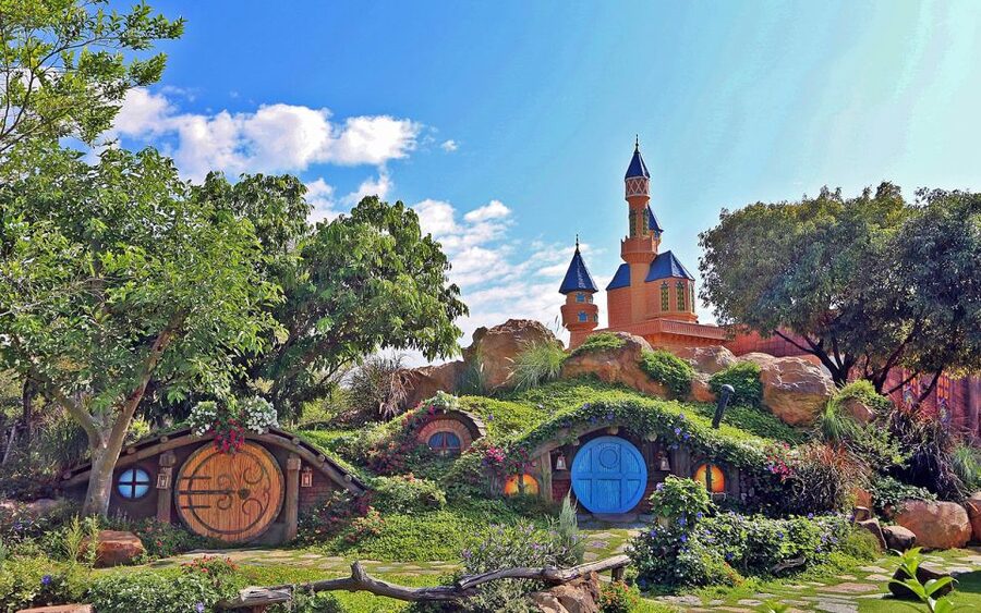 Bangkok: Dream World Entrance Ticket - Dream Garden adds sightseeing between rides