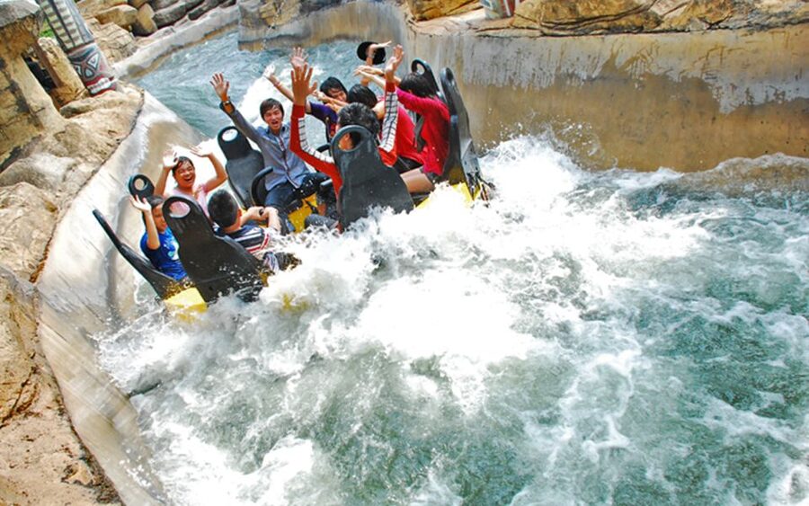 Bangkok: Dream World Entrance Ticket - Go-karts, bumper cars, and water rides