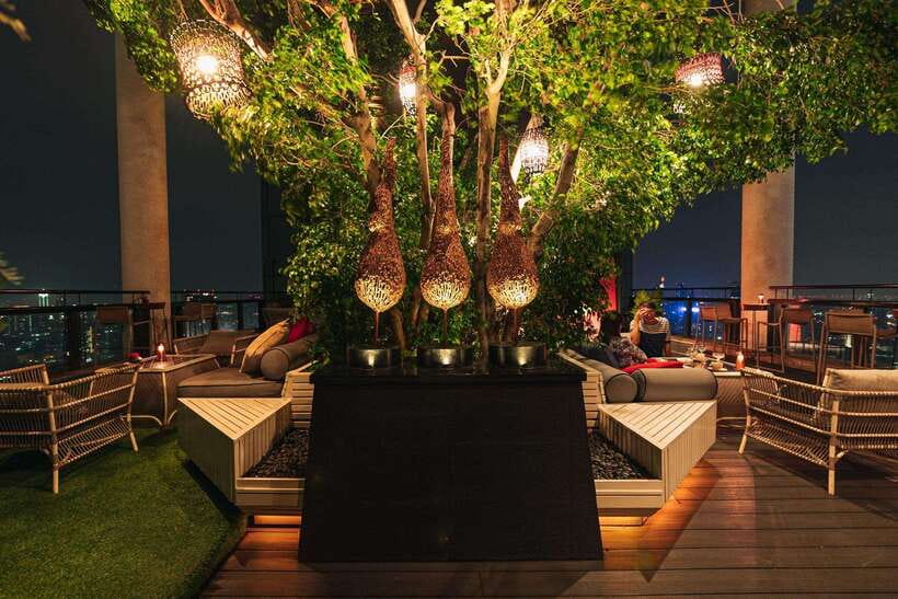 Bangkok: Enjoy Fine Thai Food with Panoramic Rooftop Views - Booking carefully before you commit