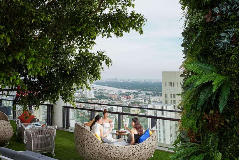 Bangkok: Enjoy Fine Thai Food with Panoramic Rooftop Views - A Bangkok skyline meal from the 52nd floor