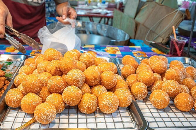 Bangkok Evening Food Tour by Tuktuk - Phra Nakhon brings in the bold flavors of Isan