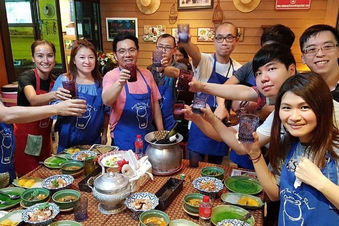 Bangkok Evening Food Tour by Tuktuk - Dessert and the riverside drink