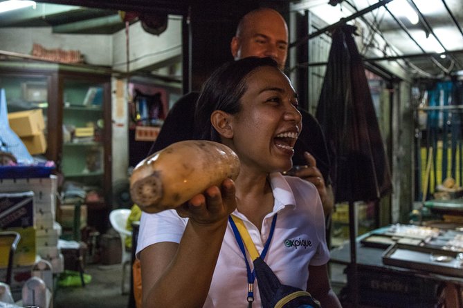 Bangkok Evening Street Food Tuk Tuk Adventure - Democracy Monument and a proper restaurant stop