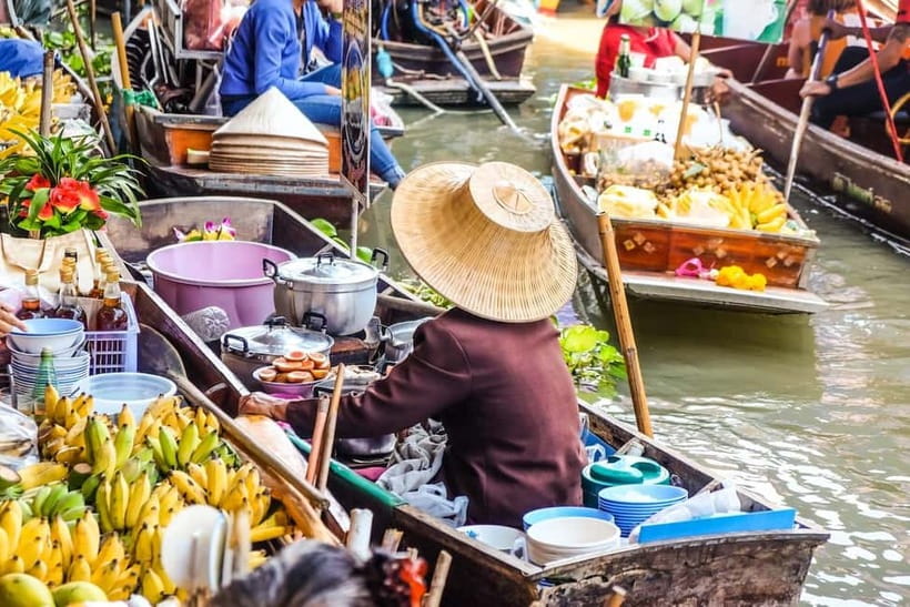 Bangkok: Floating Market, Phra Pathom Pagoda & Cafes Tour - Why this Bangkok day trip works