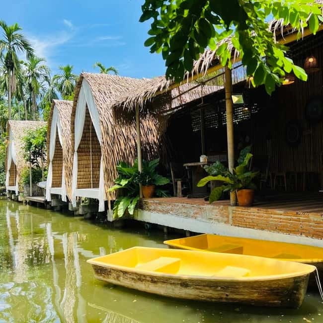 Bangkok: Floating Market, Phra Pathom Pagoda & Cafes Tour - After the Rain Coffee & Gallery is more than a drink stop