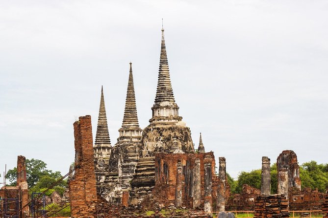 Bangkok Full Day Ayutthaya landmark Guided Tour - Wat Chaiwatthanaram and its Angkor influence