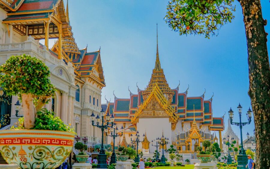 Bangkok: Grand Palace and Emerald Buddha Half-Day Tour - Is Two Hours Enough?