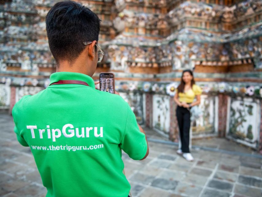 Bangkok: Grand Palace and Wat Arun Guided Walking Tour - Guides make the difference