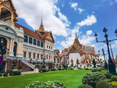 Grand Palace and Wat Phra Kaew Guided Walking Tour