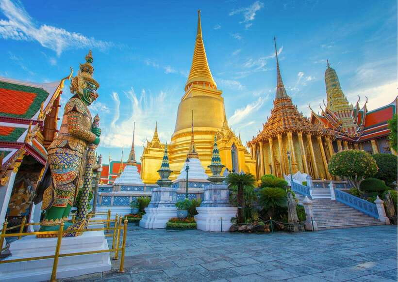 Bangkok: Grand Palace & Emerald Buddha Entry with Audioguide - Arts of the Kingdom Museum