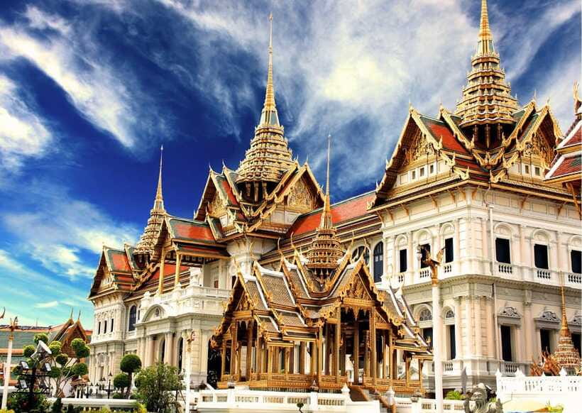 Bangkok: Grand Palace & Emerald Buddha Entry with Audioguide - What the $28 price really buys you