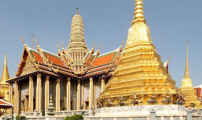 Bangkok Grand Palace Tour with Convenient Hotel Transfer - Hotel pickup and the three-hour schedule