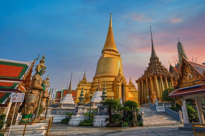 Bangkok: Grand Palace, Wat Pho and Chinatown Walking Tour - Why this route works for a first Bangkok visit