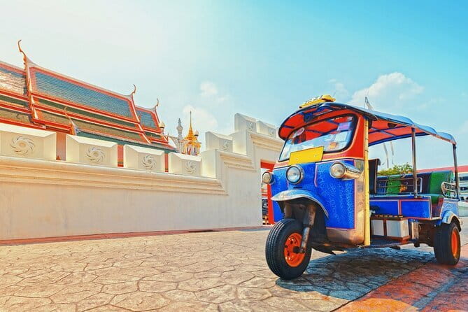 Bangkok: Grand Palace, Wat Pho and Chinatown Walking Tour - Who should book this Bangkok tour?