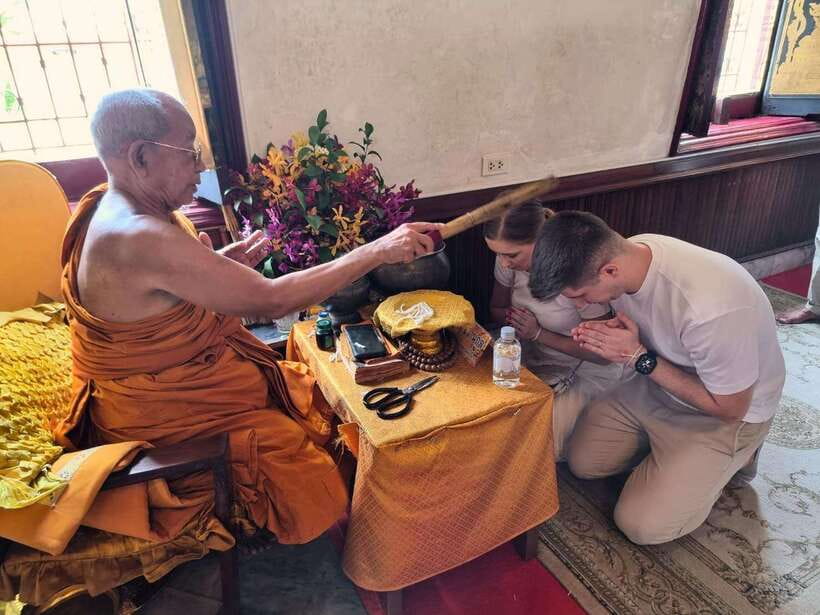 Bangkok: Grand Palace, Wat Pho, Wat Arun and Wat Sa Ket Tour - Four Bangkok temples, one full day