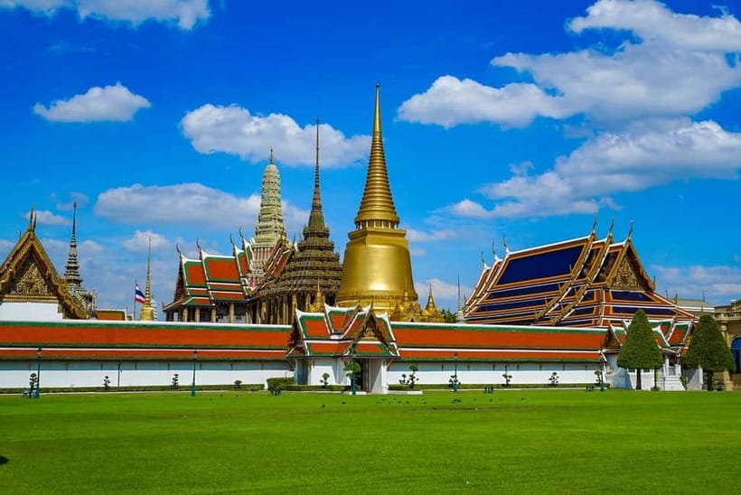 Bangkok: Grand Palace, Wat Pho, Wat Arun Sacred & Local Tour - Key points to know before booking
