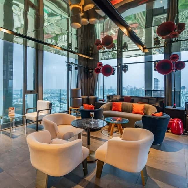 Bangkok: Gravity 87 Rooftop Lounge At Ramada Bangkok - Service is the main thing to consider