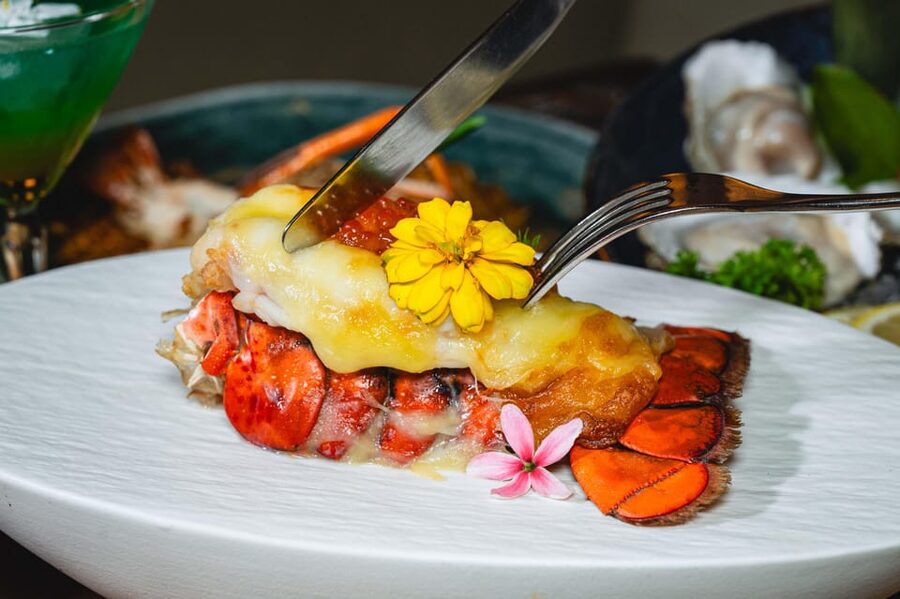 Bangkok: Great Harbour International Buffet - A 200-Dish Buffet in Central Thailand
