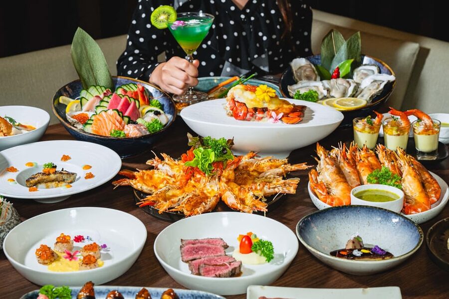 Bangkok: Great Harbour International Buffet - Who Will Enjoy Great Harbour Most?