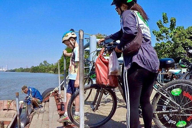 Bangkok Green Oasis 4-Hour Bike Tour with Boat Ride - A possible weekend market stop