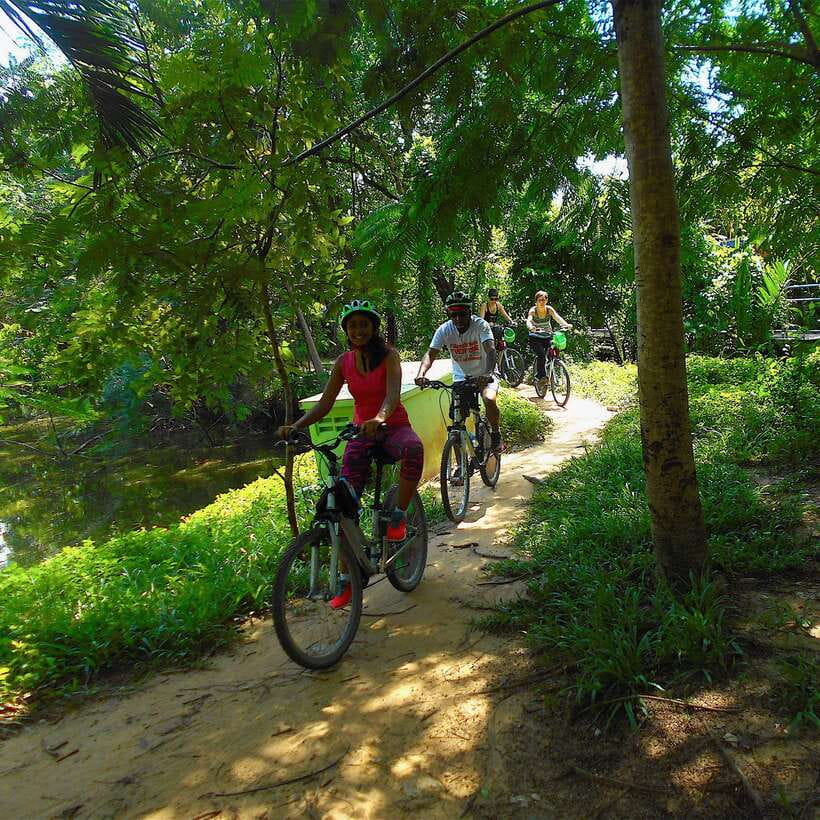 Bangkok green oasis guided bike tour with boat ride - Weather, families, and practical comfort