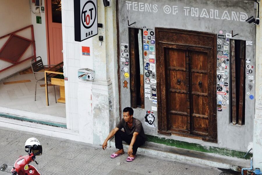 Bangkok: Guided Bar Hopping Night Tour with Private Option - TEP BAR: Thai herbs in the glass
