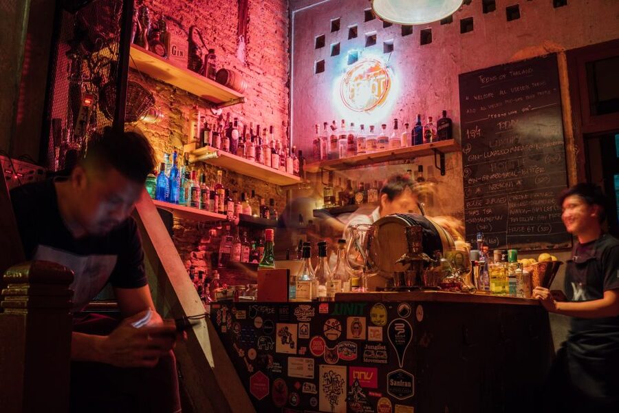 Bangkok: Guided Bar Hopping Night Tour with Private Option - Who will enjoy this Bangkok night tour