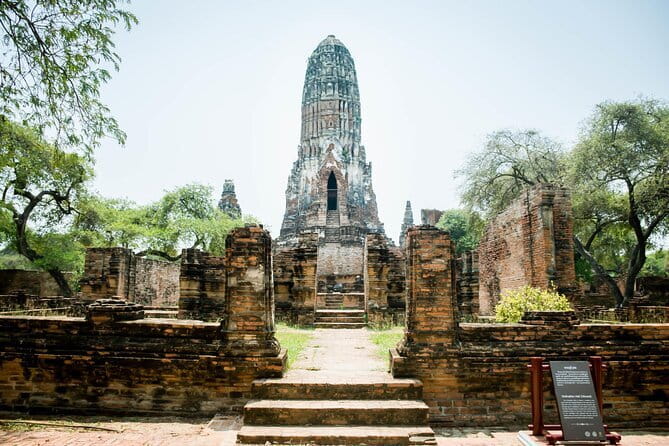 Bangkok Half Day Guided Tour: Grand Palace, Wat Arun & Wat Pho - Wat Pho and the Reclining Buddha
