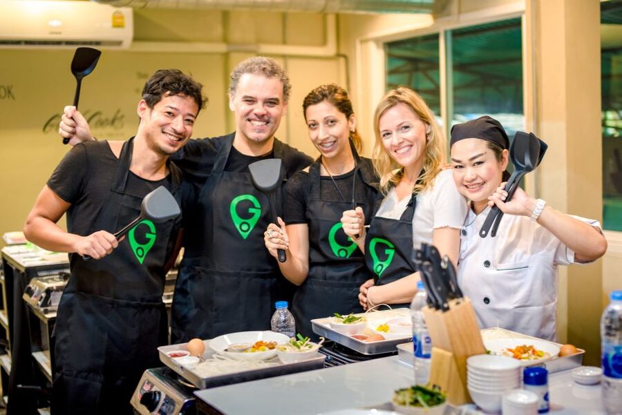 Bangkok: Half-Day Thai Cooking Class in Bangrak District - Eating the Meal You Prepared