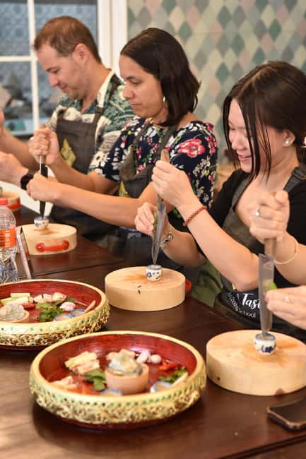Bangkok: Hands-on Thai Cooking Class & Market Tour in Sathon - Why the market-to-kitchen link matters