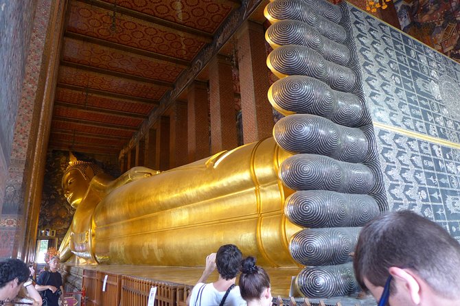 Bangkok Heritage Highlights: Grand Palace & Three Temples Tour - Group tour or private booking?