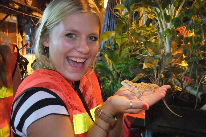 Bangkok Hidden Paths Night Biking Tour with Street-food Meal - Following the Chao Phraya River