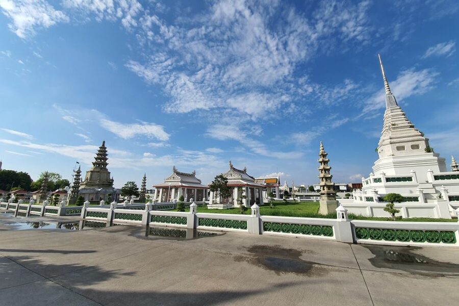 Bangkok: Historical Temples Tour & Hidden Bar at Sunset - Key points to know before booking