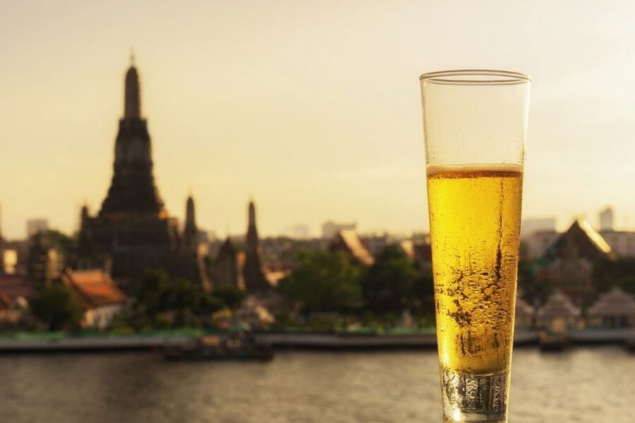 Bangkok: Historical Temples Tour & Hidden Bar at Sunset - Is $54 good value?