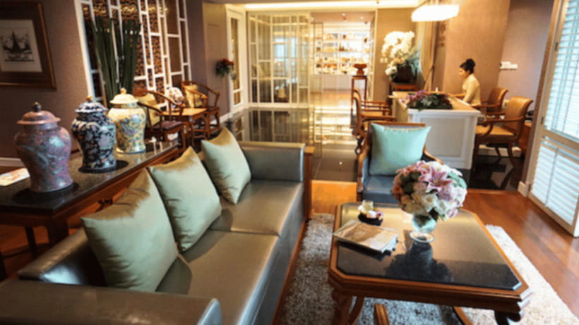Bangkok: Let's Relax Bangkok Ploenchit Spa Experience - Checking in with a voucher, not a walk-in visit