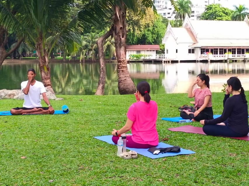 Bangkok: Lumpini Park Yoga Experience - Group size, teaching style, and the personal touch