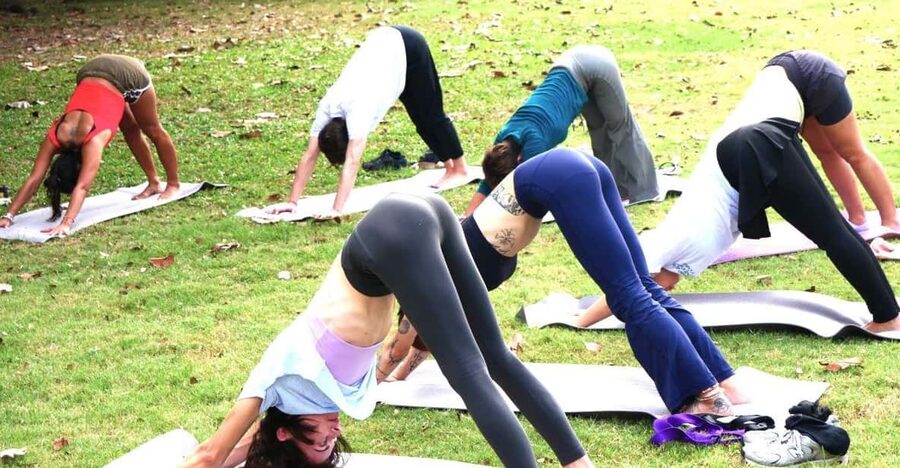 Bangkok: Lumpini Park Yoga Experience - Who will get the most from this experience?