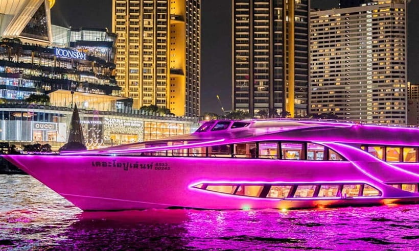 Bangkok: Luxury Dinner Cruise on Chao Phraya River - Live music and the evening mood