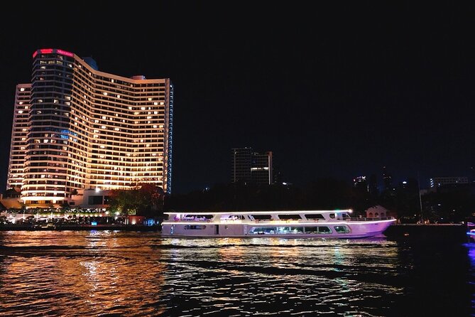 Bangkok Meridian Dinner Cruise from ICONSIAM - Wat Kalayanamitr and the Thonburi bank