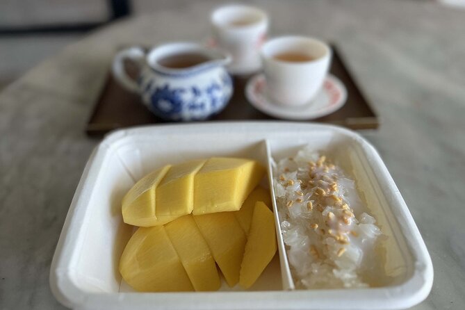 Bangkok Michelin Food Tour (3 Stops, 8 tastings) - Phra Nakhon brings a second Michelin-listed stop