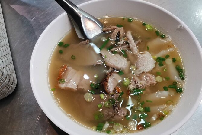 Bangkok: Michelin Guide Street Food Tour by Tuk Tuk - Why Chinatown works so well for a food tour