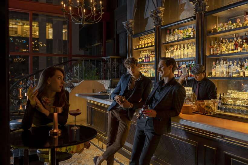 Bangkok: Mojjo Rooftop Lounge & Bar Food & Beverage Package - Handcrafted drinks and the role of the package